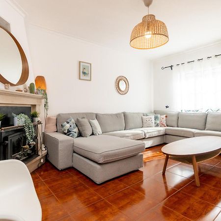 Вілла Baleal Happiness Surf House Феррел Екстер'єр фото