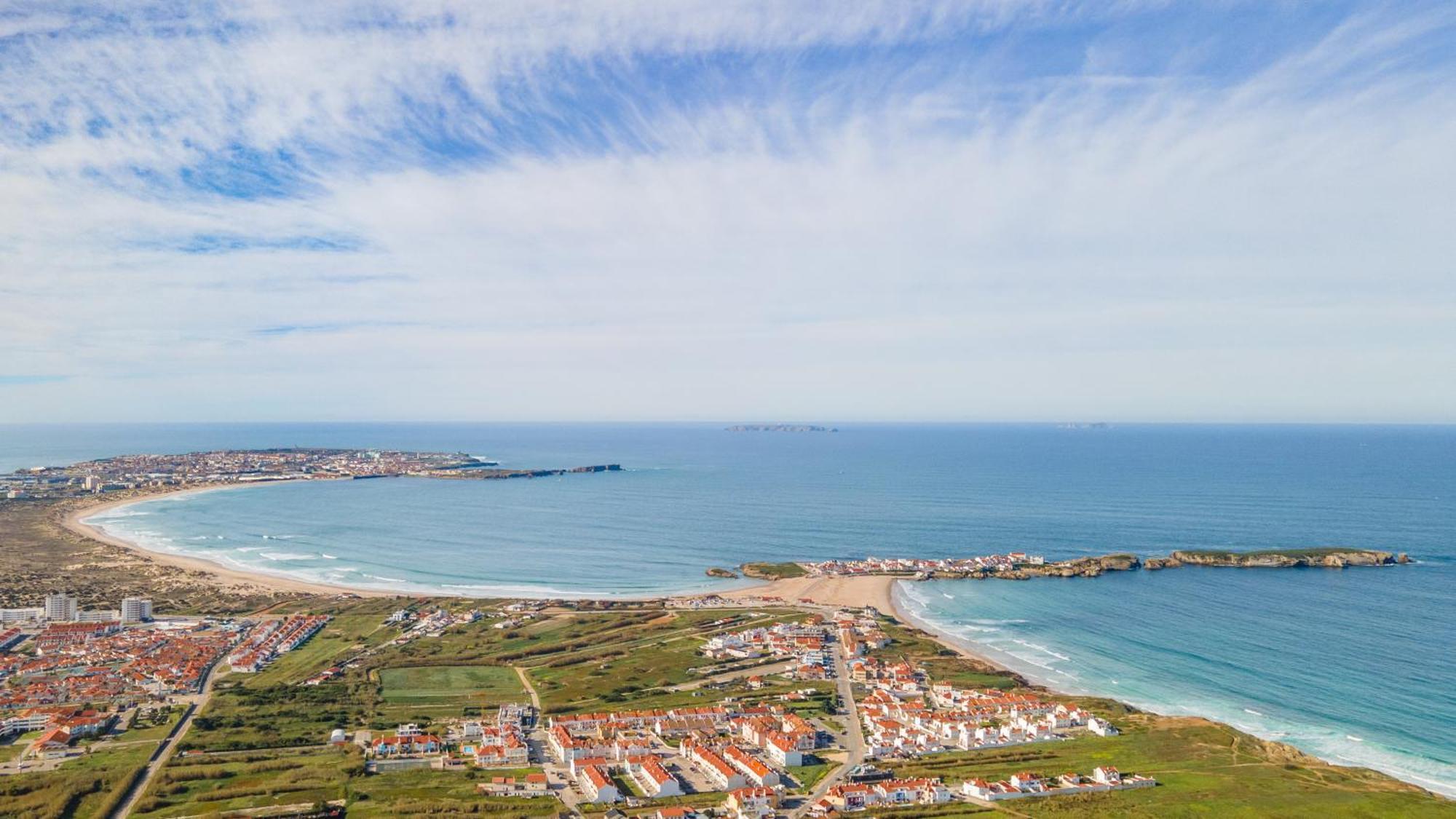 Вілла Baleal Happiness Surf House Феррел Екстер'єр фото